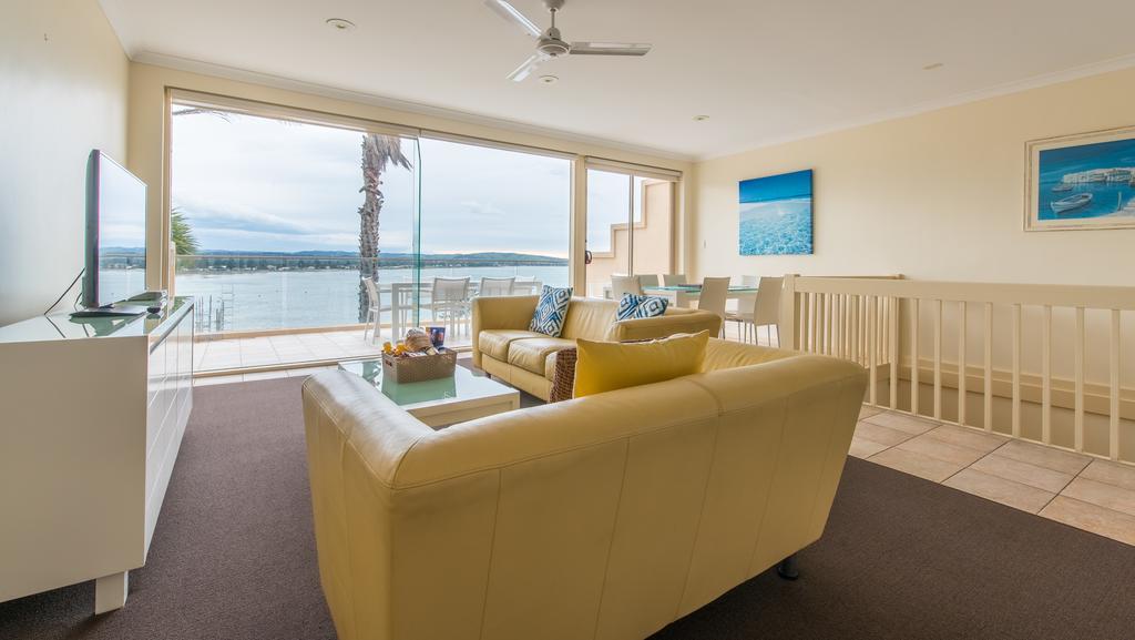 The Bluff Resort Apartments Encounter Bay Экстерьер фото