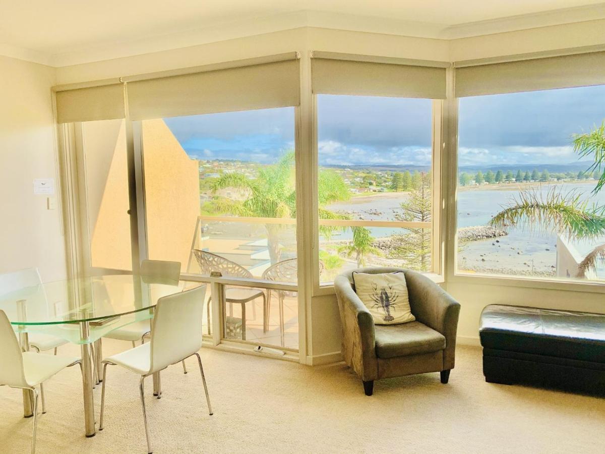 The Bluff Resort Apartments Encounter Bay Экстерьер фото